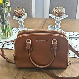 Michael Kors leather purse
